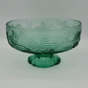 Tiara Green Ponderosa Pine Compote